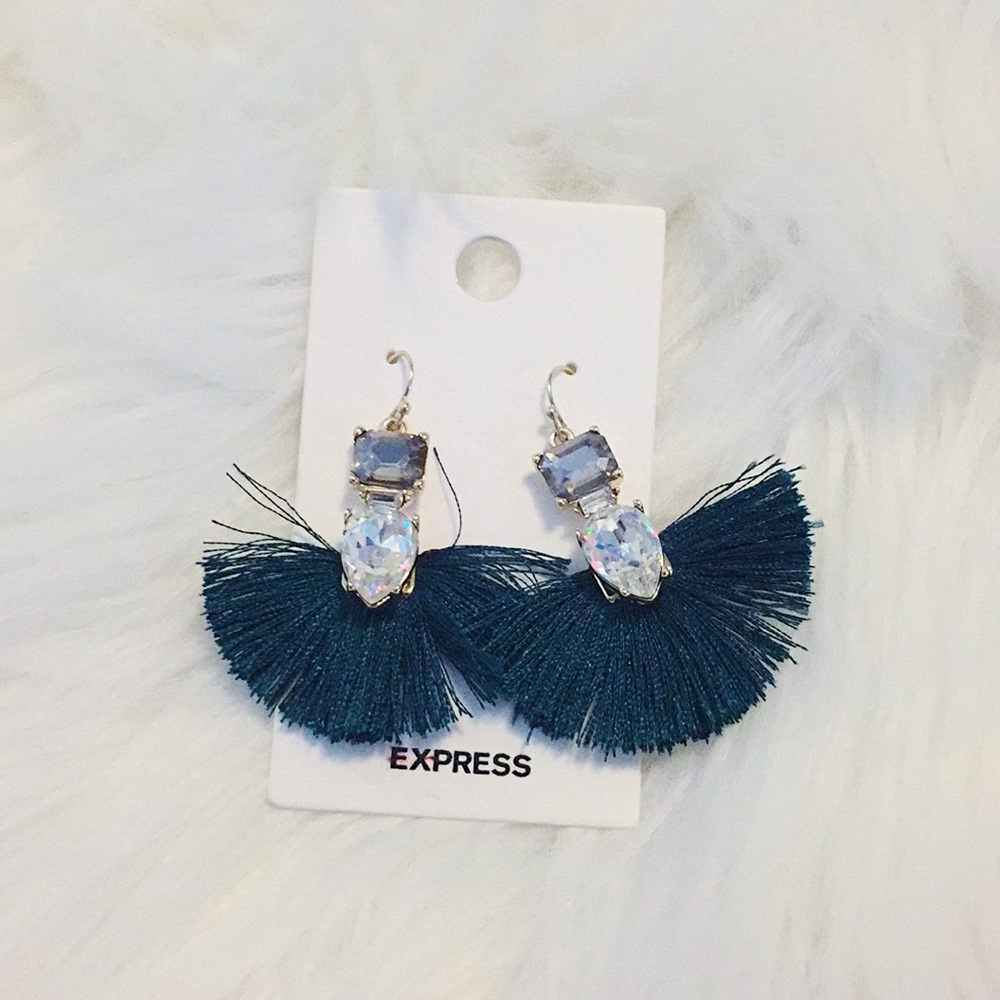 NWT EXPRESS dangling earrings